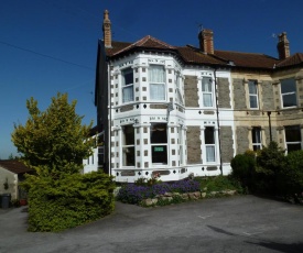 The Elms Guest House Bristol