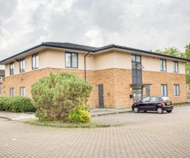 Delightful Apartment in Milton Keynes near Snozone