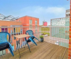 Gorgeous One Bed Parkside/ City Centre Apartment