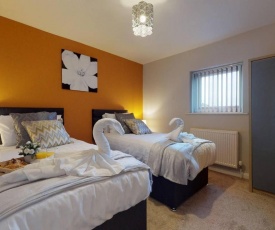 Large 2 Bedroom House Sleeps 6 by Srk Serviced Accommodation Peterborough with Parking & Wifi