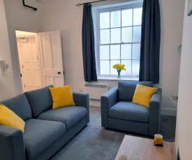 Eastgate Hideaway - central, luxury apartment on Chester's historic rows