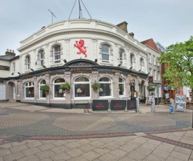 The Red Lion Hotel