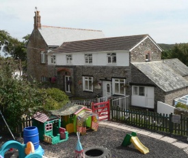 Wringford Cottages