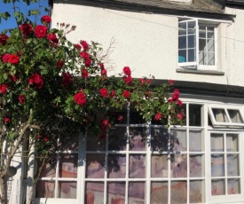 Fishermens cottage with secret garden