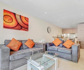 Alder House Serviced Apartment Maidenhead by Ferndale