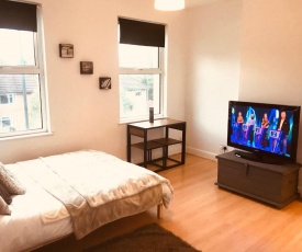 Craufurd Rise Cosy studio close to Maidenhead town centre