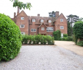 Hitchambury Manor