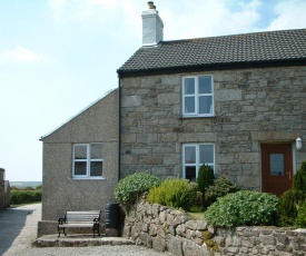 White Alice Farm Cottage