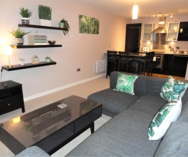 Providence Balcony Apartments - Maidenhead by Cliftonvalley Apartments