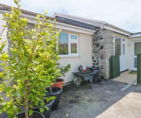 22 Trembel Road, Helston