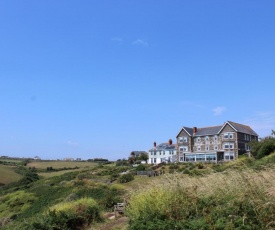 Housel Bay Hotel