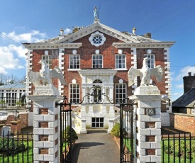 The Eagle House Hotel