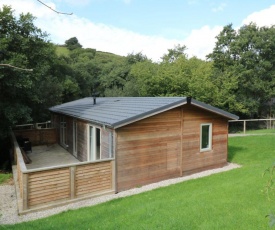 6 Streamside, Looe