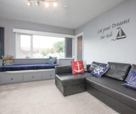 Admirals Apartment-UK32038