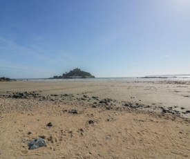 Beachcomber, Marazion