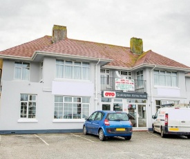 OYO Godolphin Arms Hotel