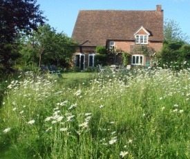 Field Farm Cottage B&B