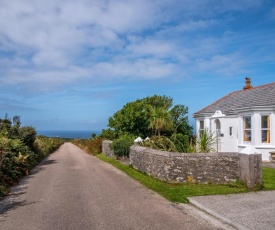 Western Watch - Sea Views, Pets Accepted, Sleeps 6