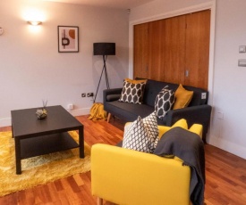 Modern Luxury 2 Bed Apartment Reading With Parking