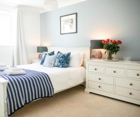 Padstow Escapes - Breakers Holiday Cottage