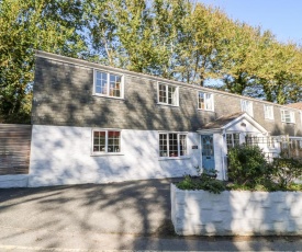 Beach Way Cottage