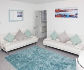 Sunnyside - Back Road East St Ives - Sleeps 4