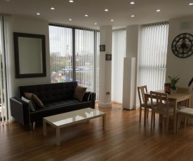 Castle Quarter Apartment with Free on site Parking