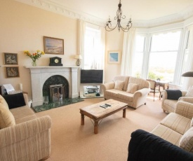 Beachfront Holiday Home With Stunning Views in Troon Ayrshire