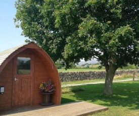 Sunny Mount Glamping Pod