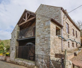 Mill Barn Hot Tub