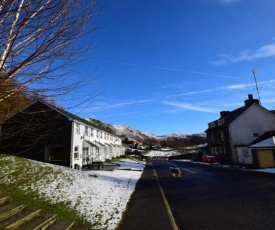 12 Thrang Brow, Chapel Stile