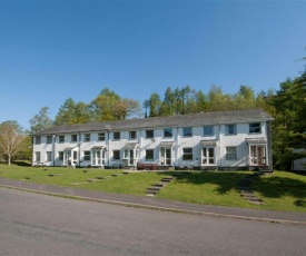 Countryside Villa in Chapel Stile with Lake Nearby