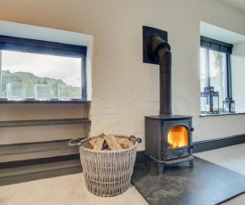 Provincial Holiday Home at Elterwater near River Brathay