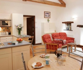 Restored Holiday Home in Grasmere with Courtyard