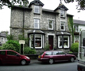 Lyndhurst Guest House