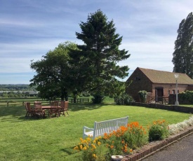 Colthrop Manor with gardens