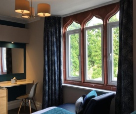 The Hideaway At Windermere (Adults only)