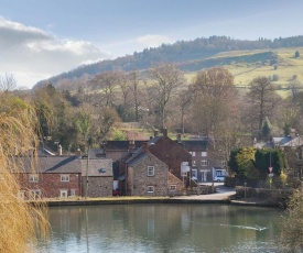 Mill Pond Cottage