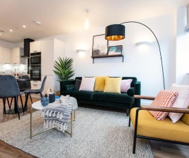 City Centre - Free Parking - Stylish 2 bedroom apartment