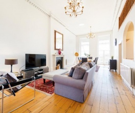 Elegant Period Clifton Balcony Apt - Simply Check In